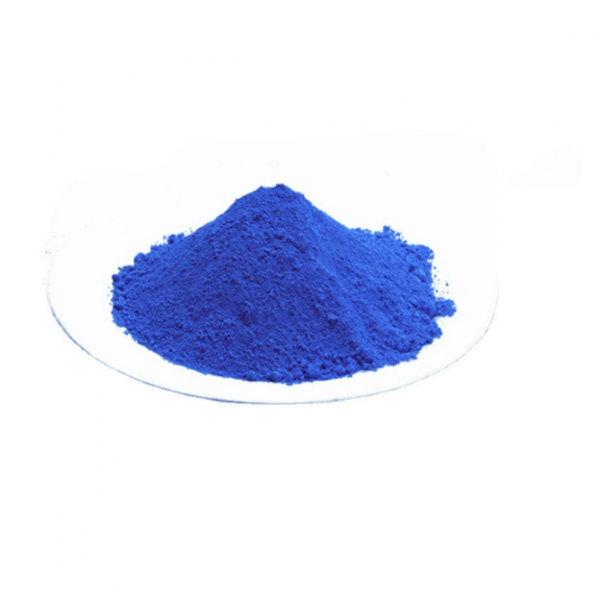 pure blue spirulina powder