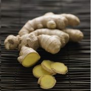 Food-grade ginger essential oil