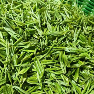 CO2 extracted tea essential oil